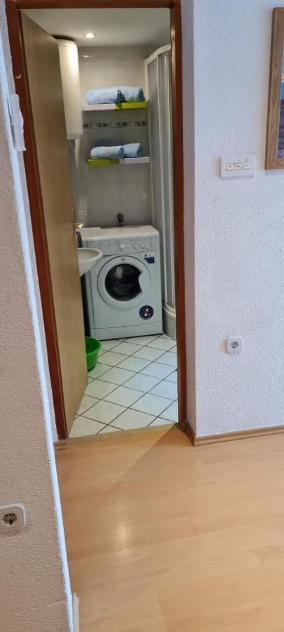 Apartman Lucija Punat Exteriör bild