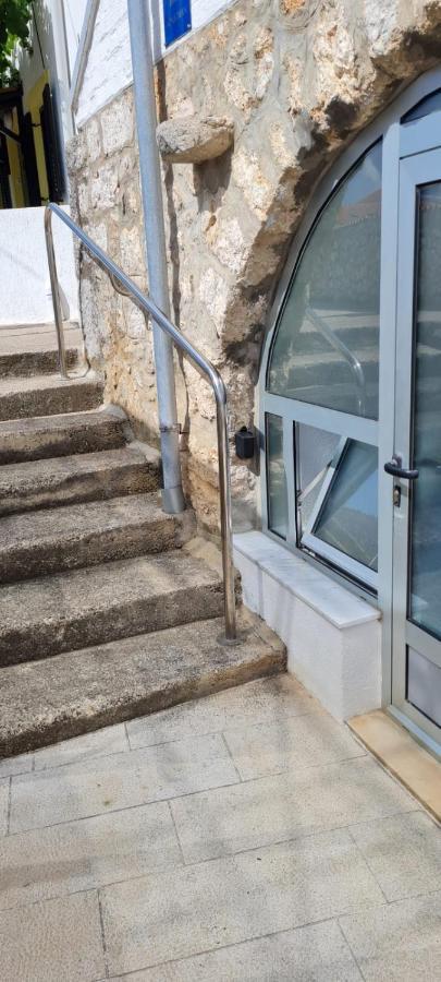 Apartman Lucija Punat Exteriör bild