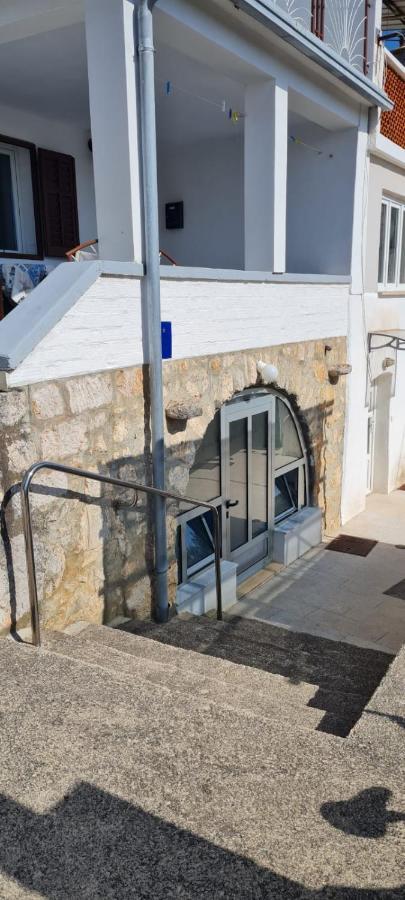 Apartman Lucija Punat Exteriör bild